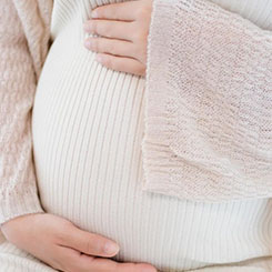 仅在过去几个月里🔚，美国科技公司就➰代孕需要注意什么已宣布向印度数👷据中心🎳投资数百亿美元，🌉